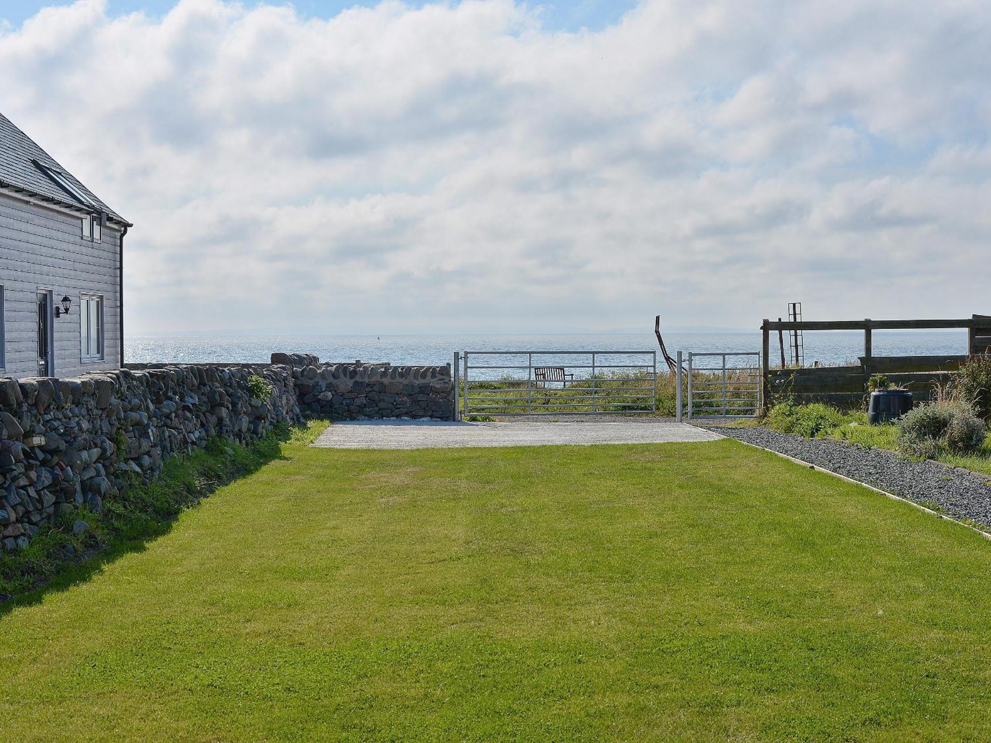 Port William Sea-Esta - 28175ヴィラ エクステリア 写真